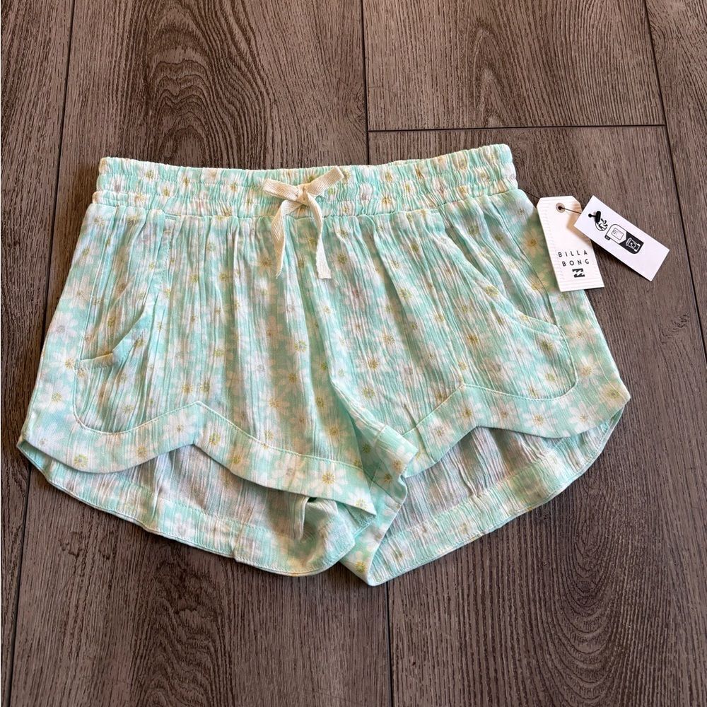Billabong girls floral shirts very lightweight